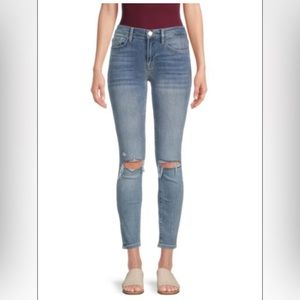 Frame dark wash distressed skinny jean